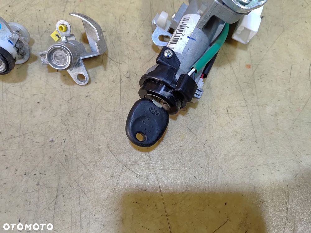 HYUNDAI I10 I STACYJKA KLUCZYK WKŁADKA 07-13 - 5