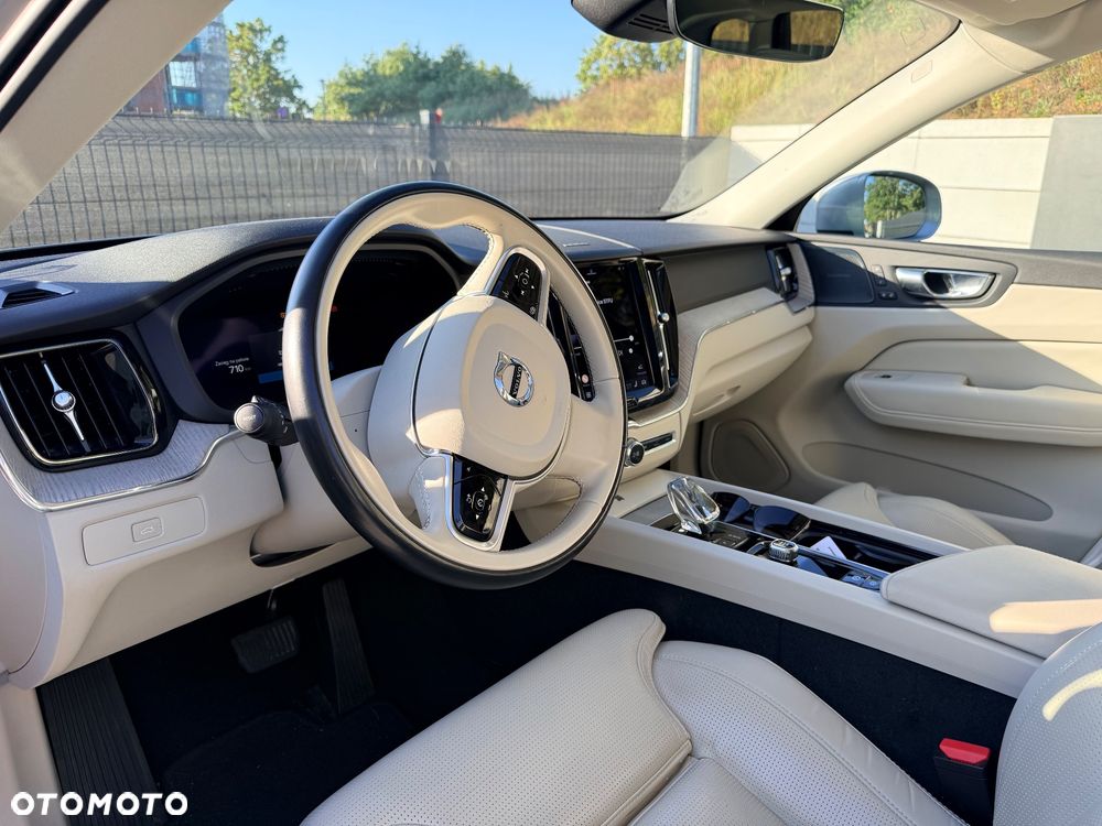Volvo XC 60 - 2