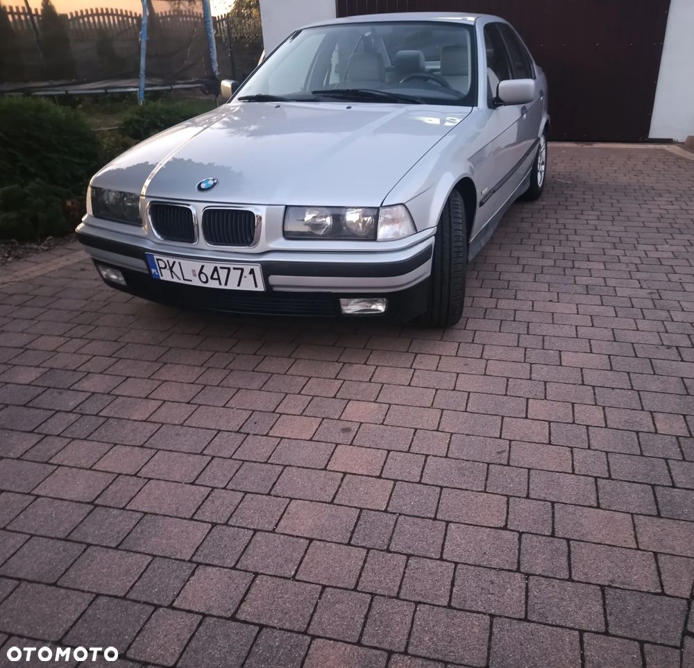 BMW Seria 3 - 2