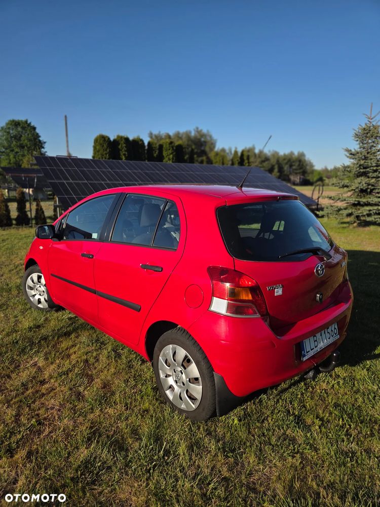 Toyota Yaris 1.3 Luna - 3
