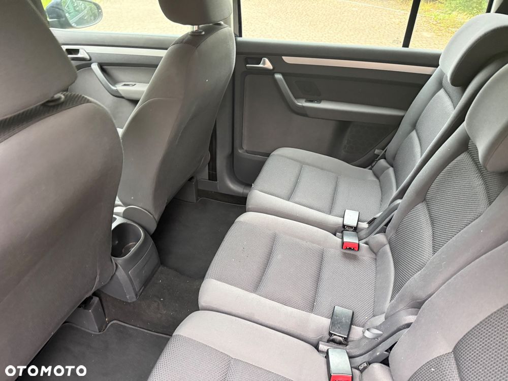 Volkswagen Touran 1.6 TDI DPF BlueMot Comfortline - 35