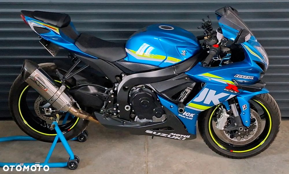 Suzuki GSX-R - 4