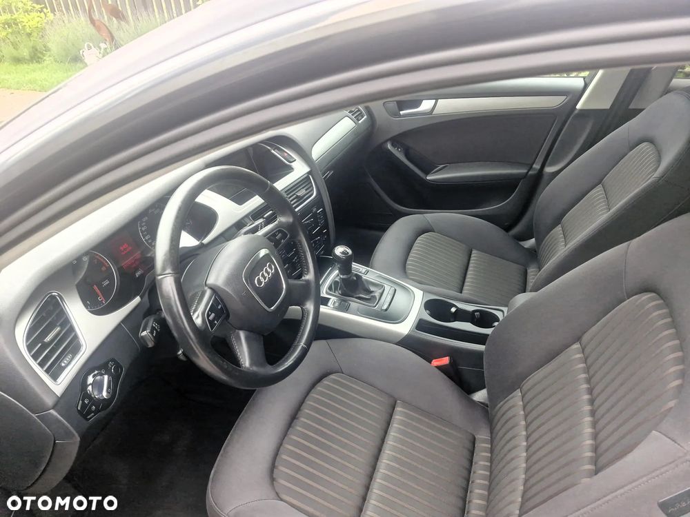 Audi A4 Avant - 19