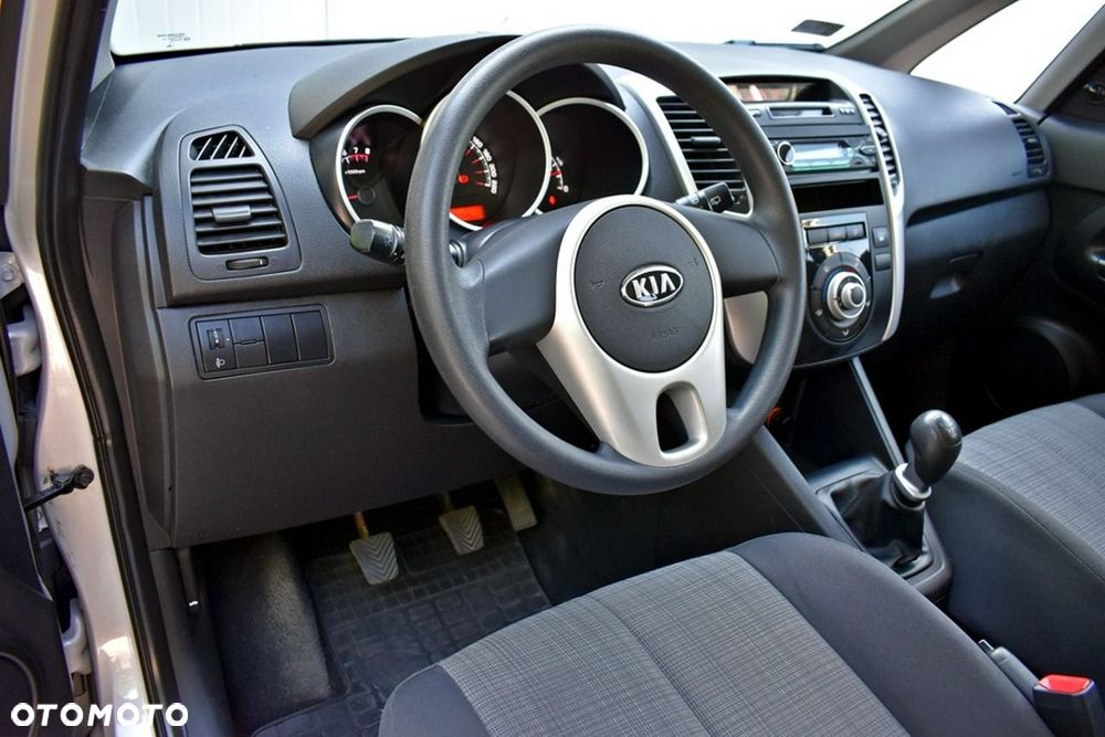 Kia Venga 1.4 S - 9