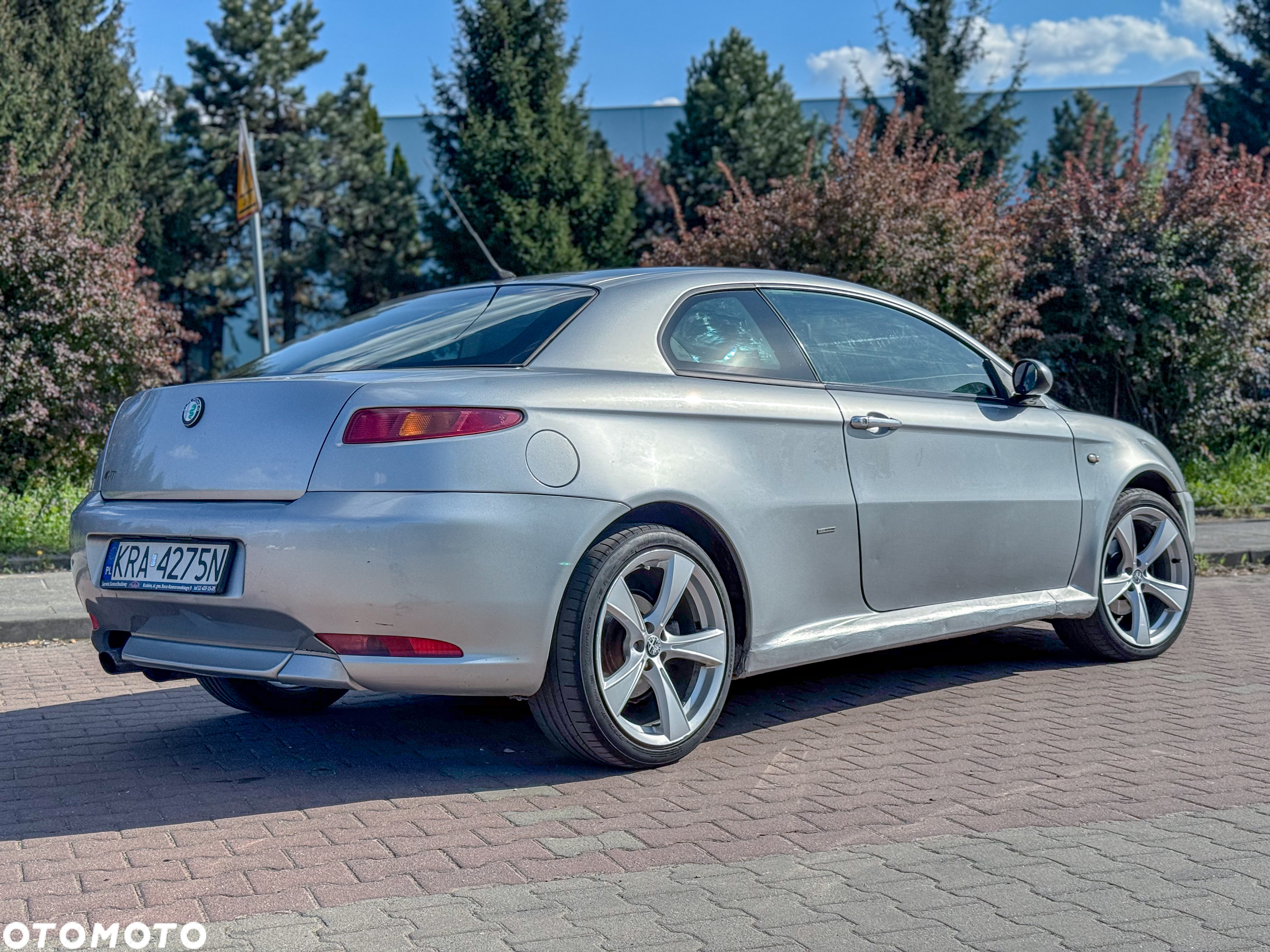 Alfa Romeo GT 1.9 JTD M-Jet DPF Distinctive - 2