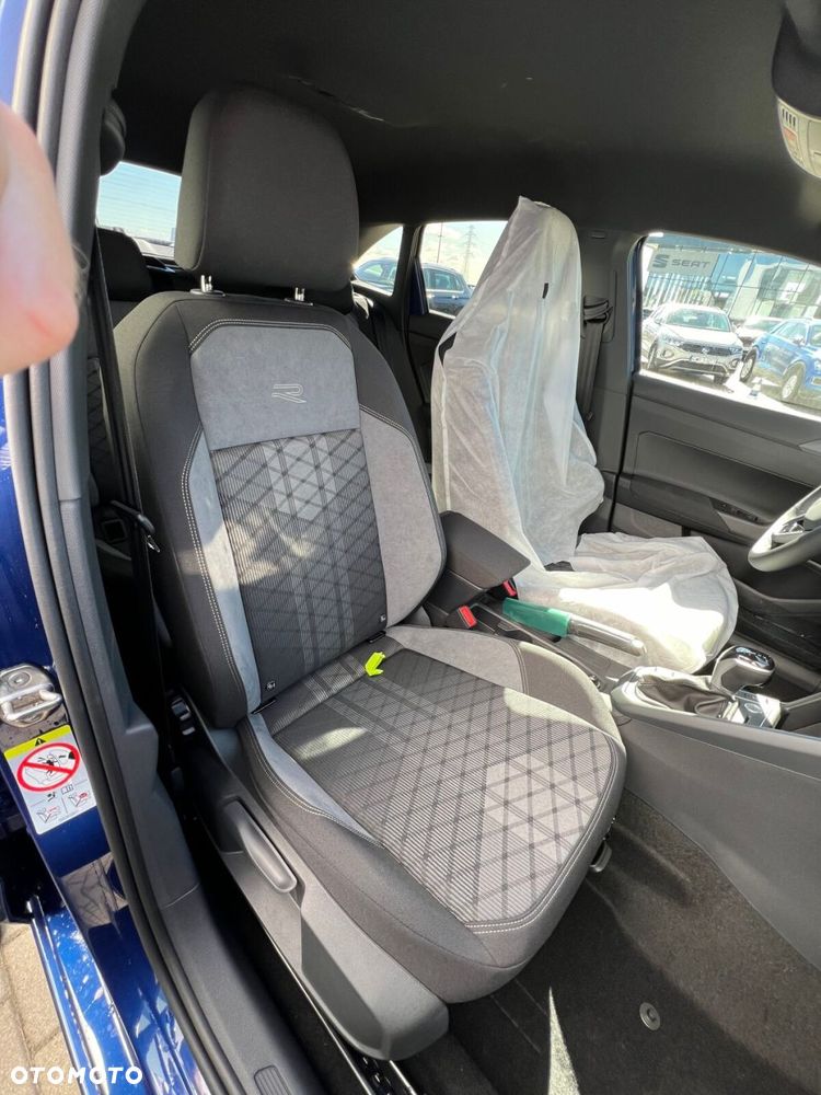 Volkswagen Taigo 1.0 TSI R-Line Plus DSG - 8