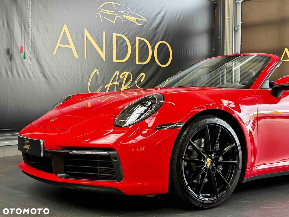 Porsche 911 Carrera - 25