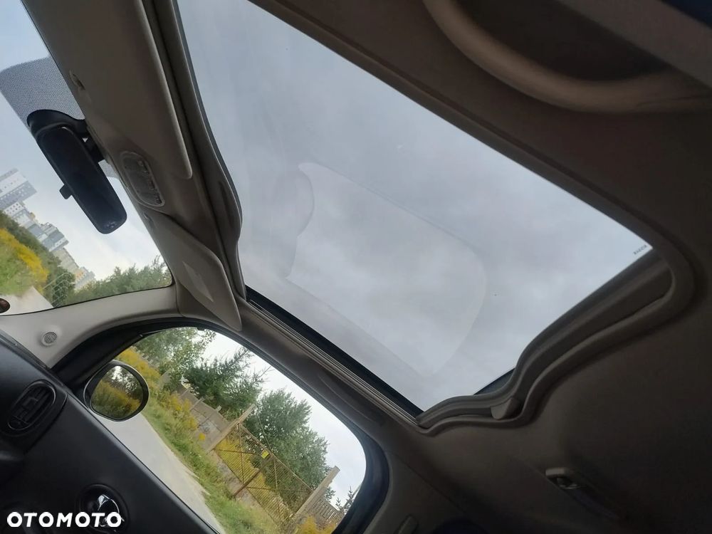 Nissan Cube 1.6 - 37