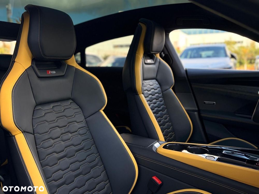 Audi RS e-tron GT 2024