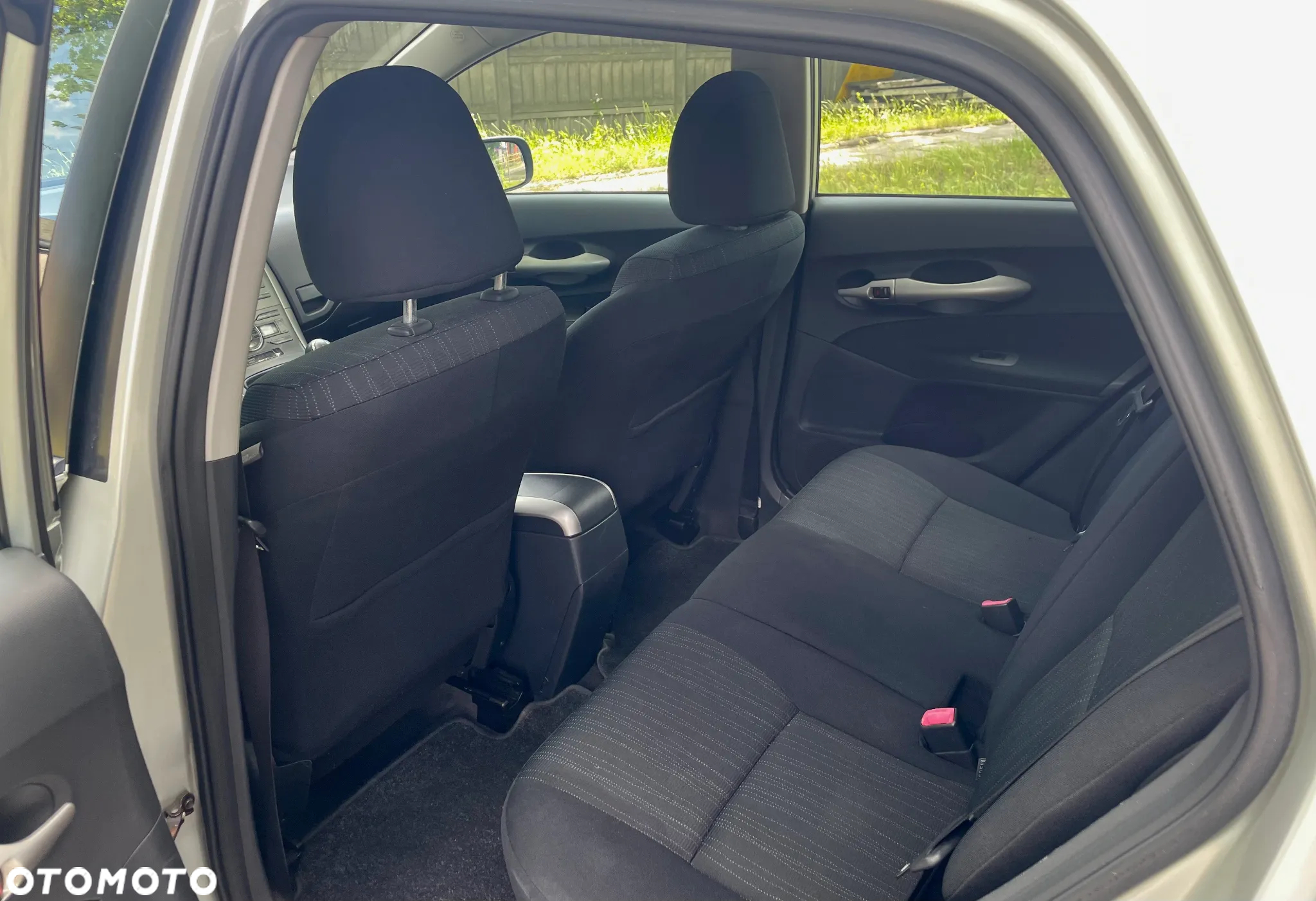Toyota Auris 1.6 VVT-i Luna - 9