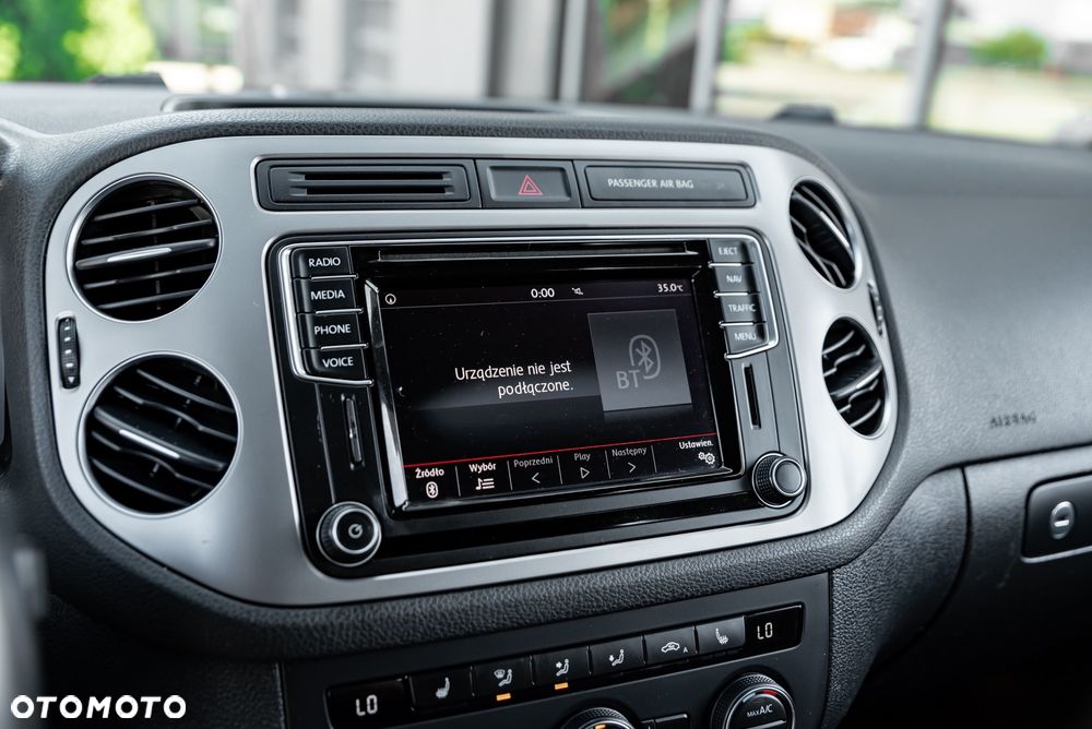 Volkswagen Tiguan 2.0 TDI SCR 4MOTION BlueMotion Technology DSG Lounge Sport & Style - 32