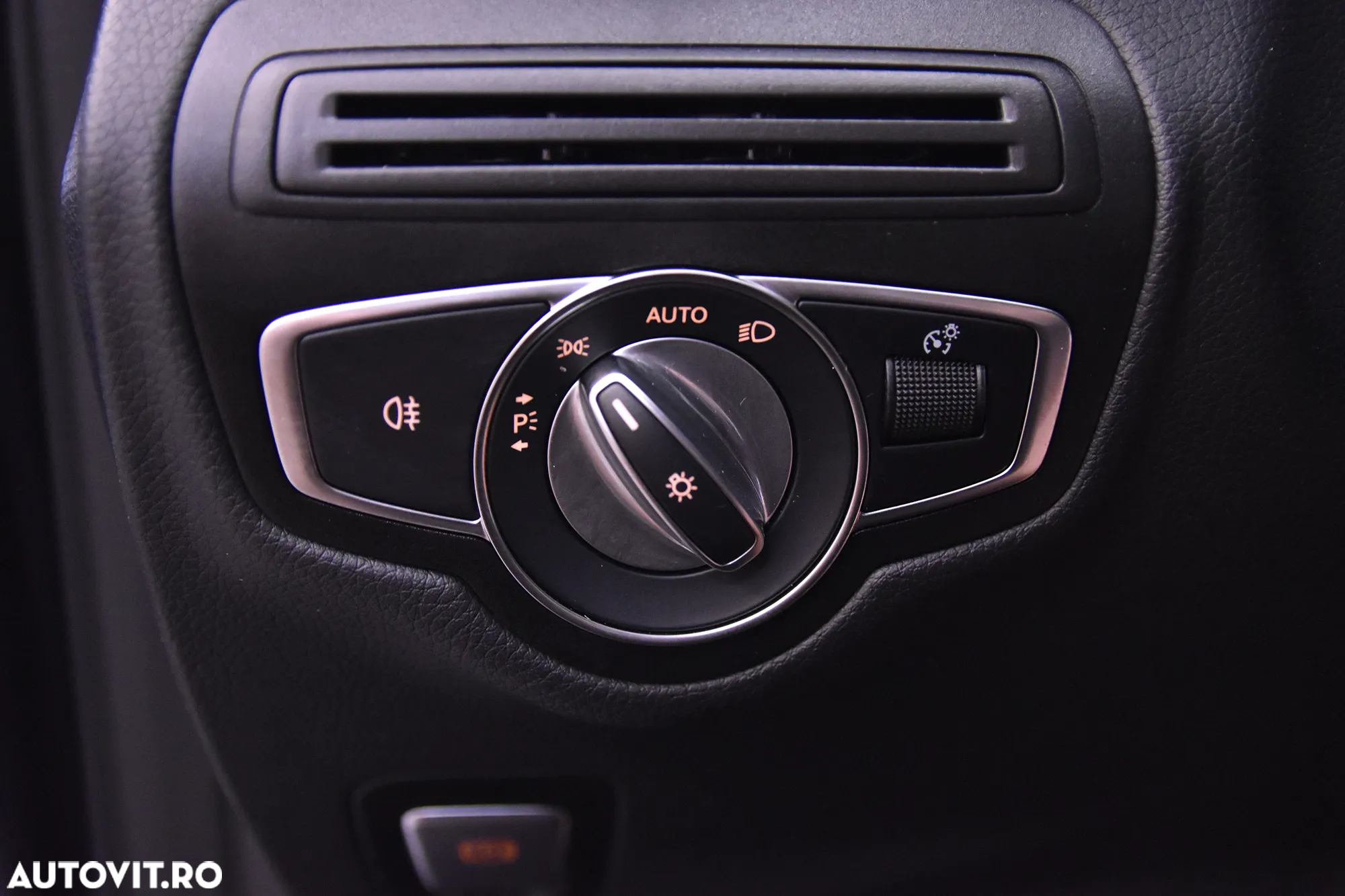 Mercedes-Benz GLC 300 e 4MATIC - 15