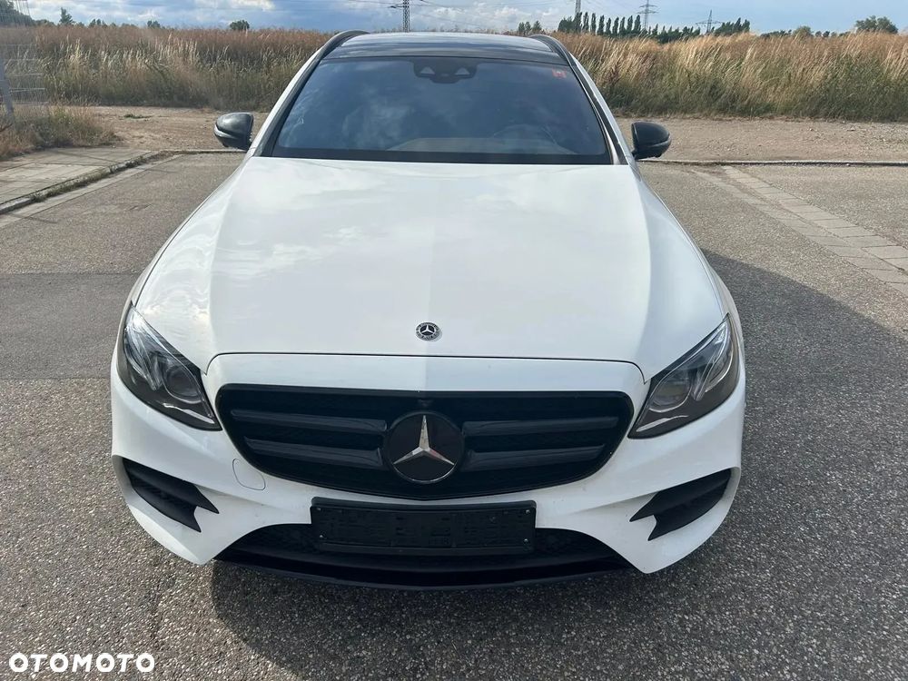 Mercedes-Benz Klasa E - 2