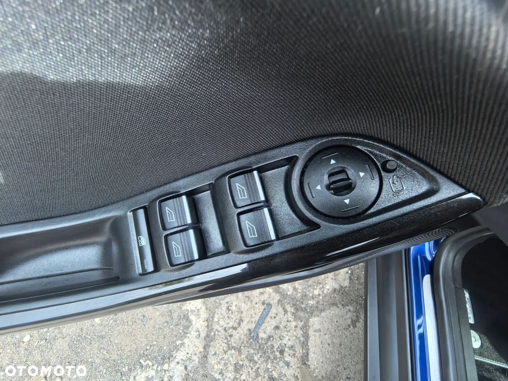 Ford Focus 1.0 EcoBoost Titanium - 21
