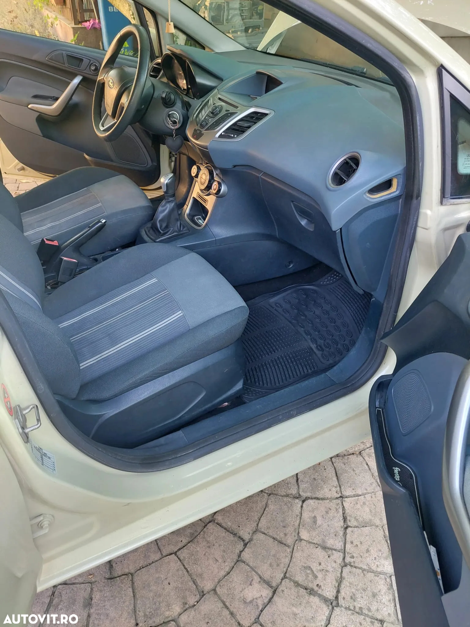 Ford Fiesta 1.25i Trend - 17
