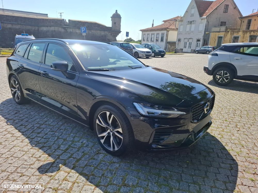 Volvo V60 2.0 T6 AWD TE R-Design Expression - 1