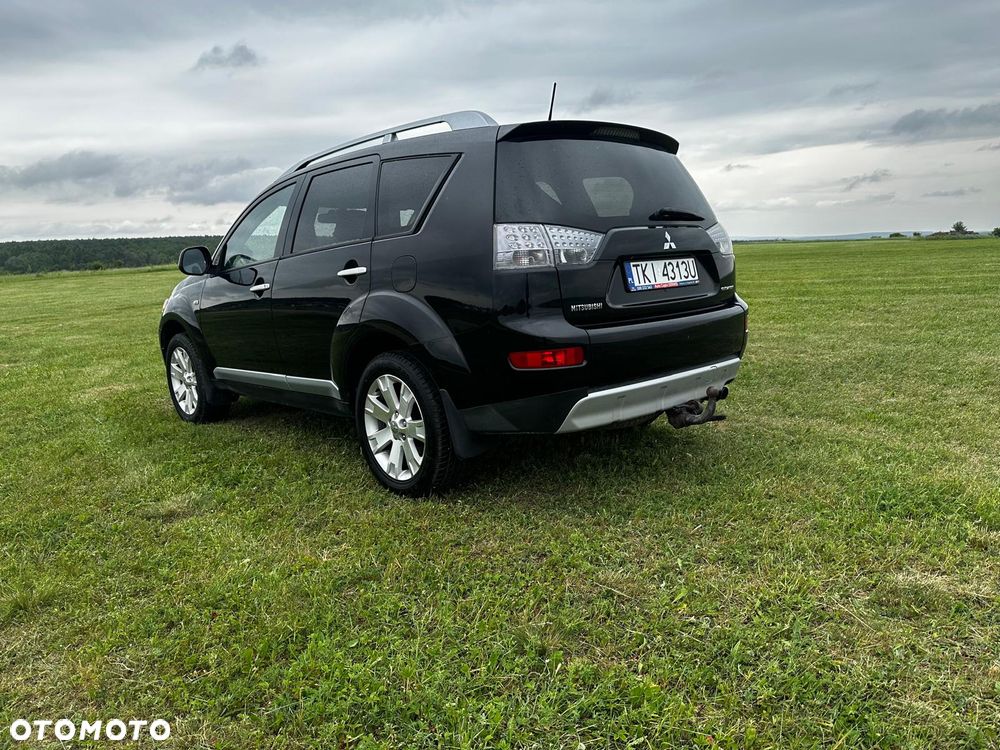 Mitsubishi Outlander 2.0 DID Instyle NAVI - 7