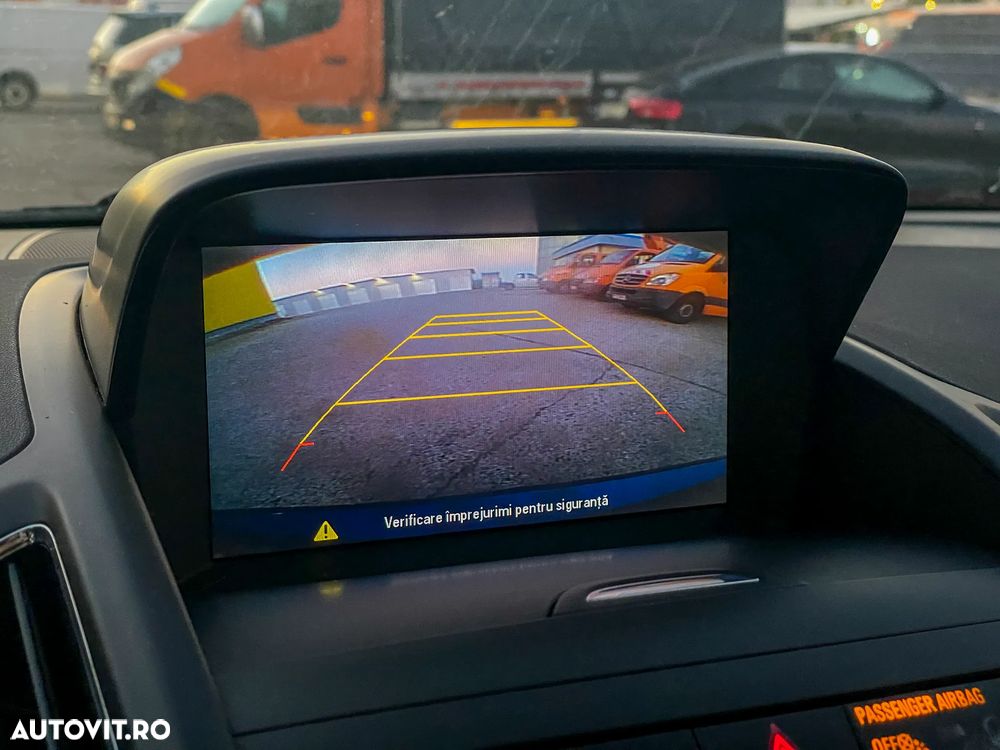 Opel Zafira 2.0 D (CDTI ecoFLEX) Start/Stop Innovation - 17