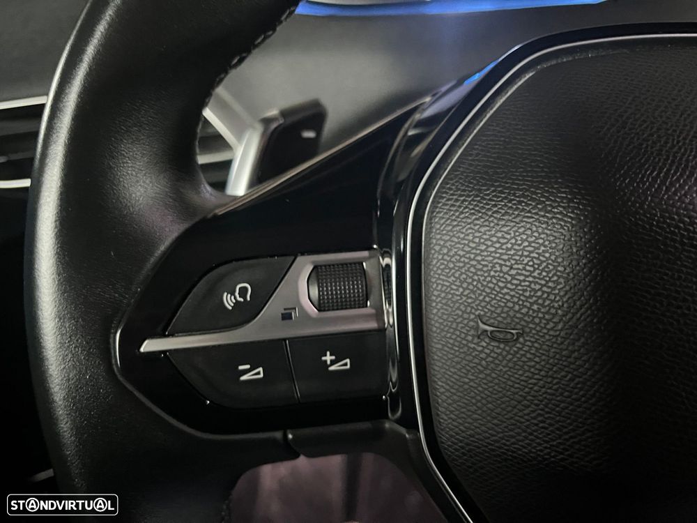 Peugeot 3008 PureTech 130 Stop & Start GPF EAT8 Allure Pack - 18