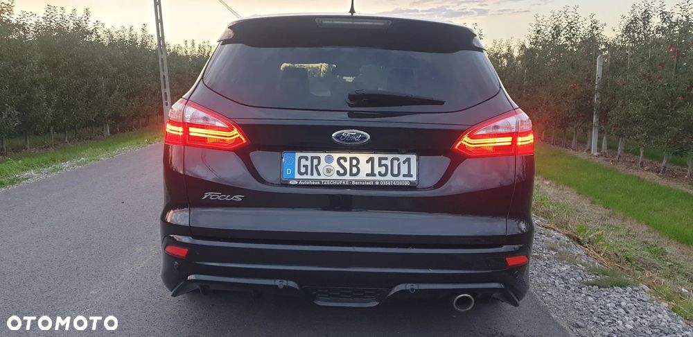 Ford Focus 2.0 TDCi DPF Titanium - 10