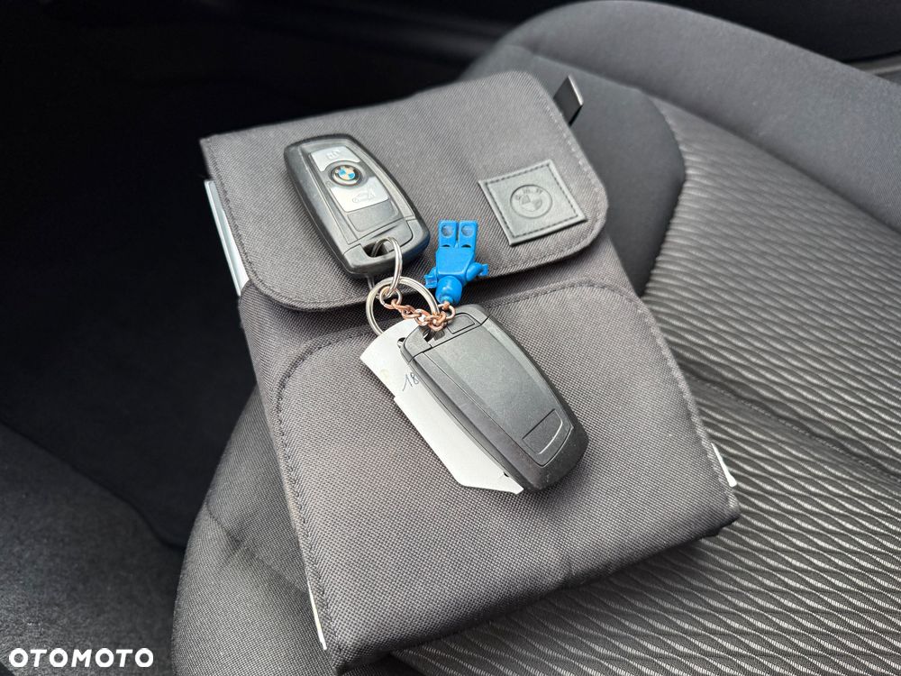 BMW Seria 1 116i Edition M Sport Shadow - 14