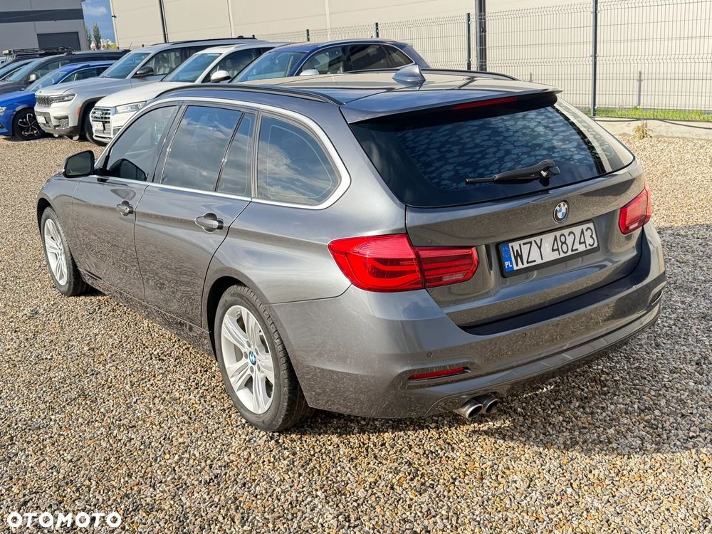 BMW Seria 3 330i Edition Luxury Line Purity - 4