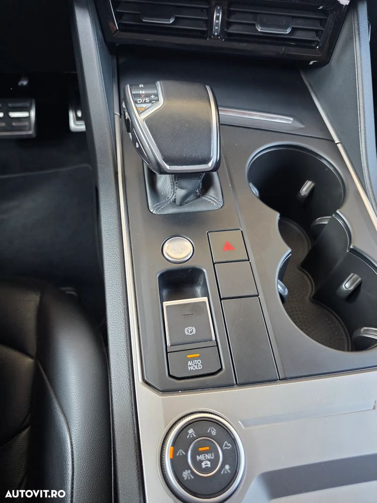 Volkswagen Touareg V6 TDI Elegance - 11