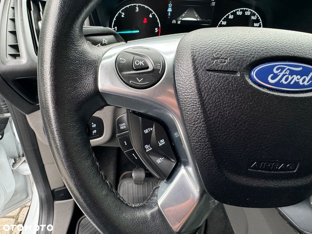 Ford Transit Connect - 19