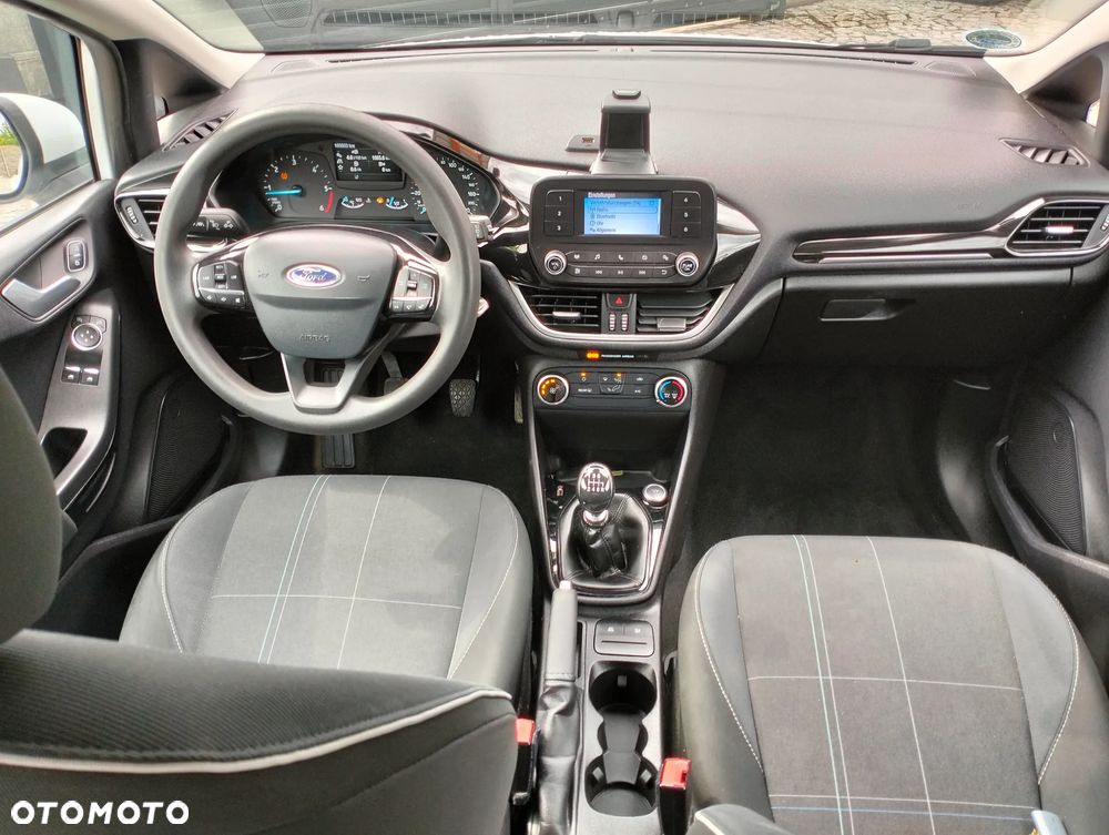 Ford Fiesta 1.5 TDCi SYNC Edition - 9