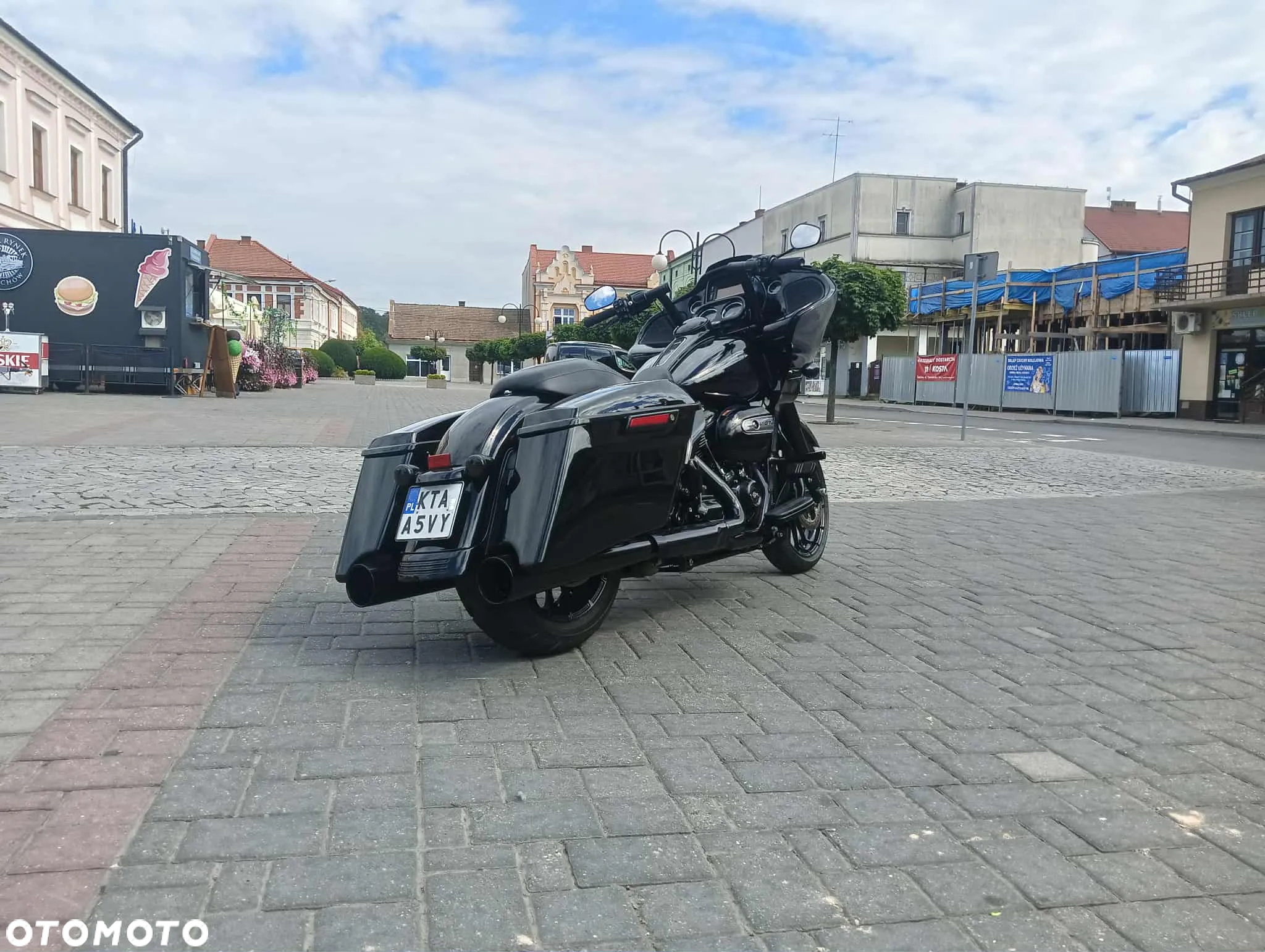 Harley-Davidson Touring Road Glide - 3