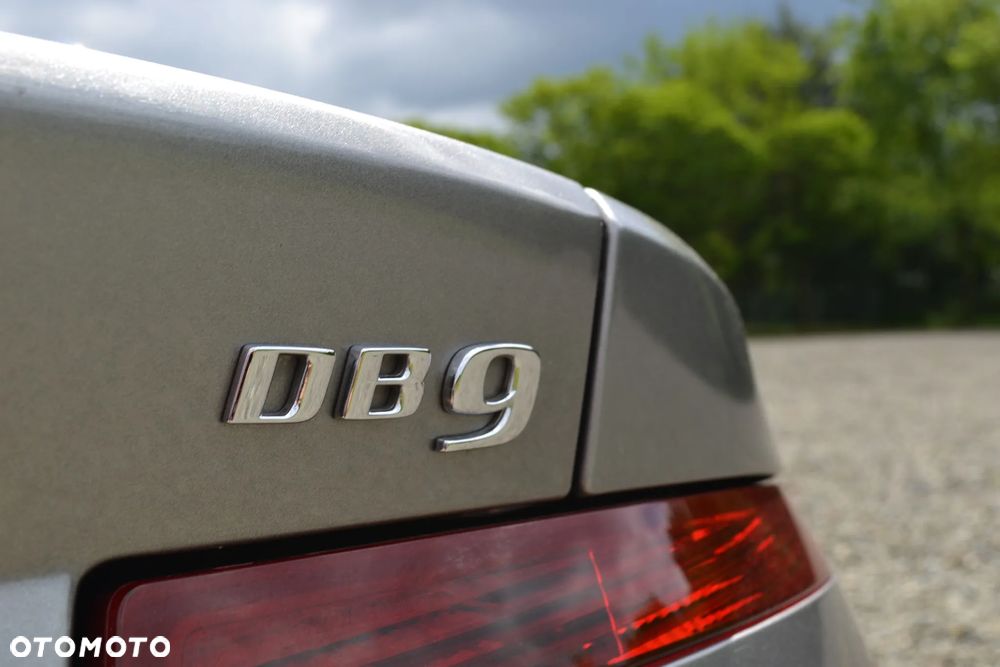Aston Martin DB9 Touchtronic - 28