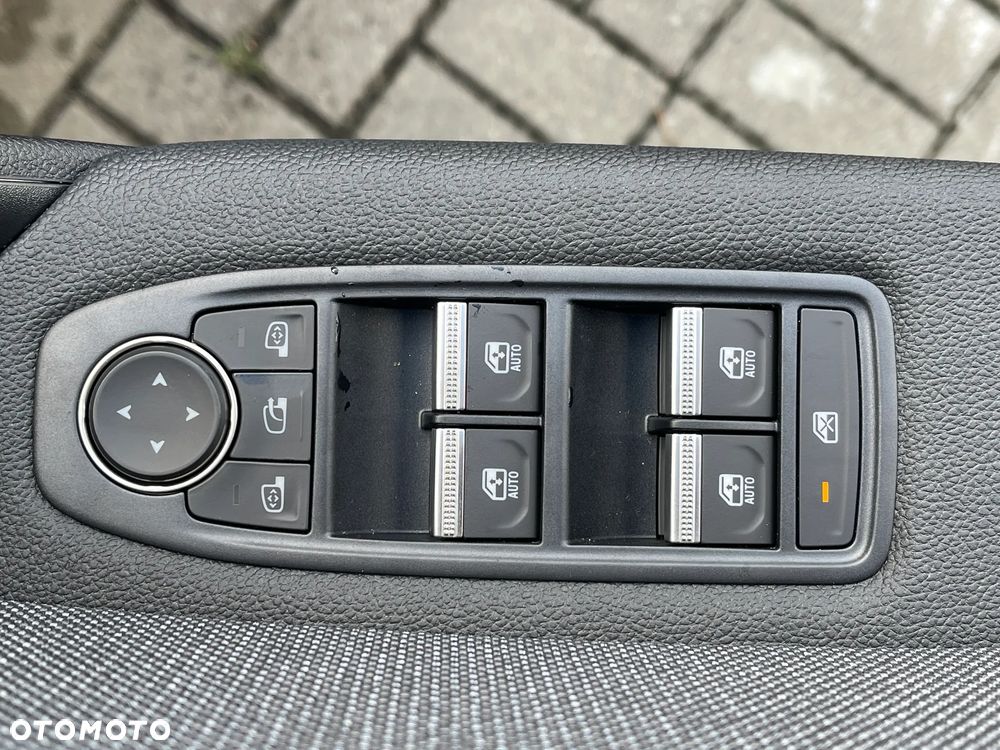 Renault Symbioz - 11
