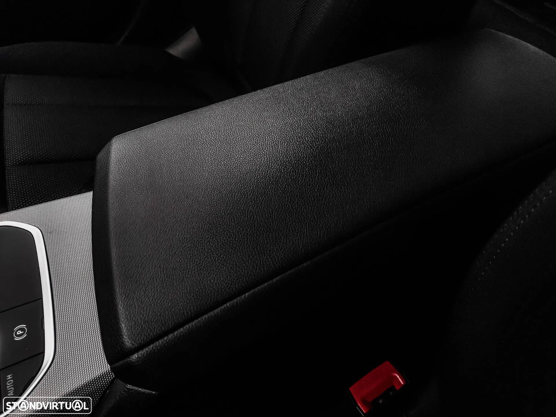BMW 330 e Auto - 19