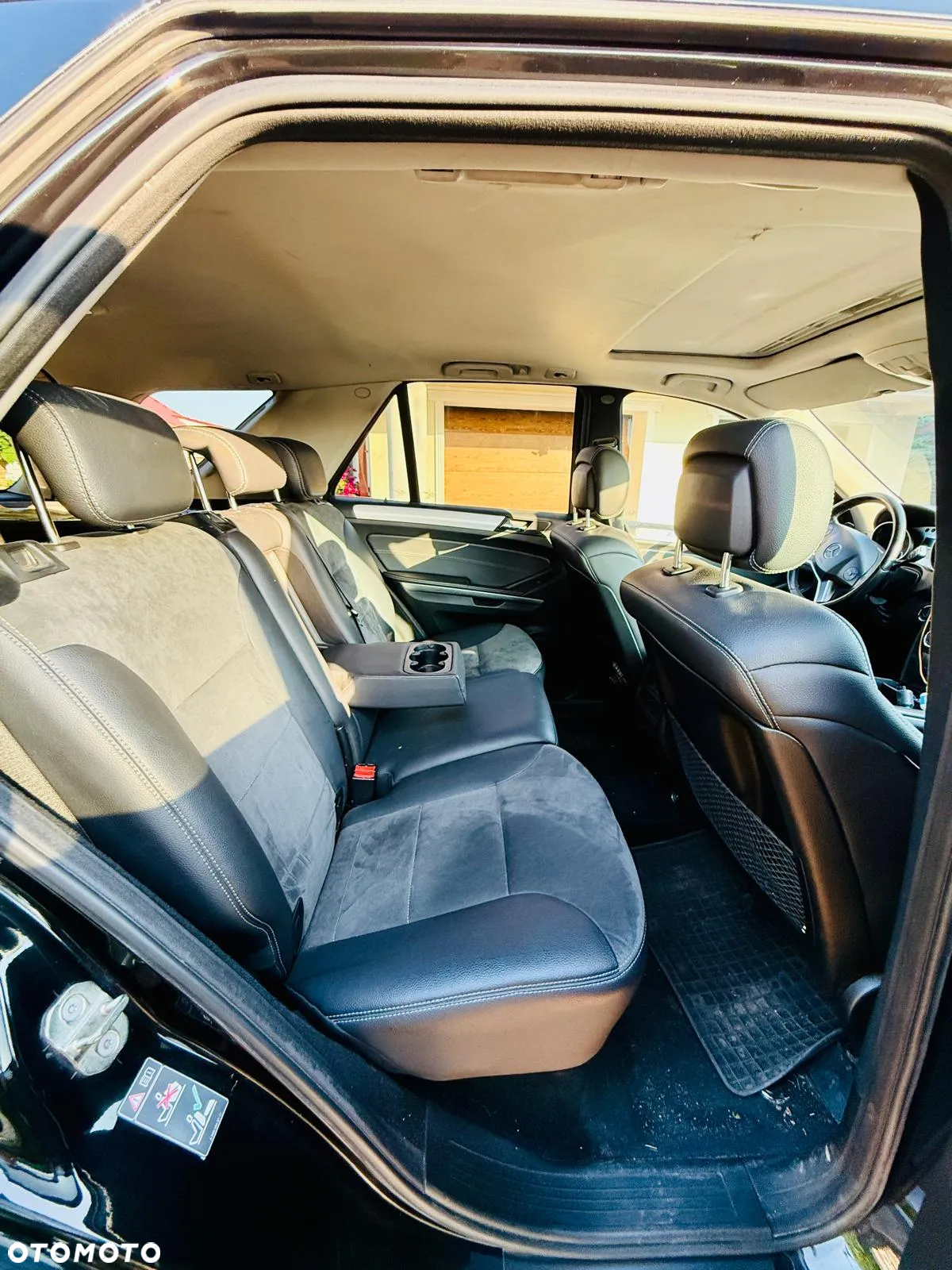 Mercedes-Benz ML - 4