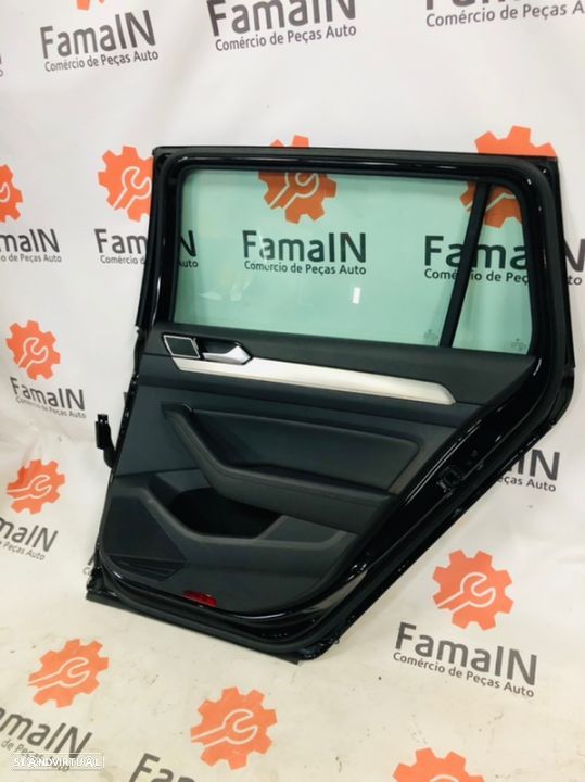 Quartela Traseira VW Passat B8 (2017-