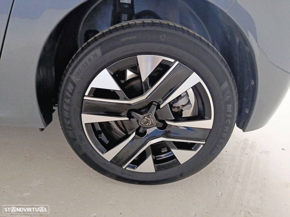Peugeot 208 1.2 Hybrid Allure e-DCS6 - 11