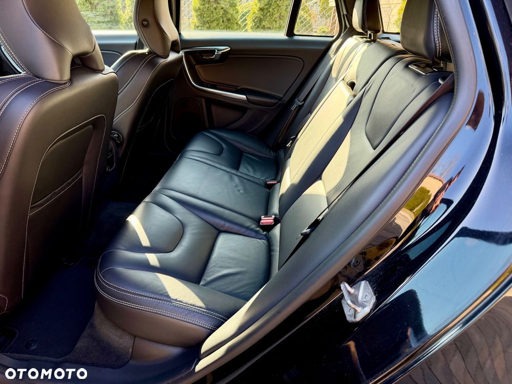 Volvo V60 D4 Business Edition - 10