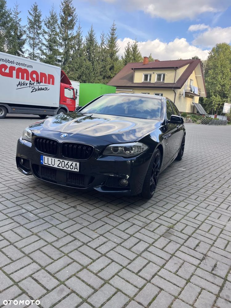 BMW Seria 5 530d xDrive - 31