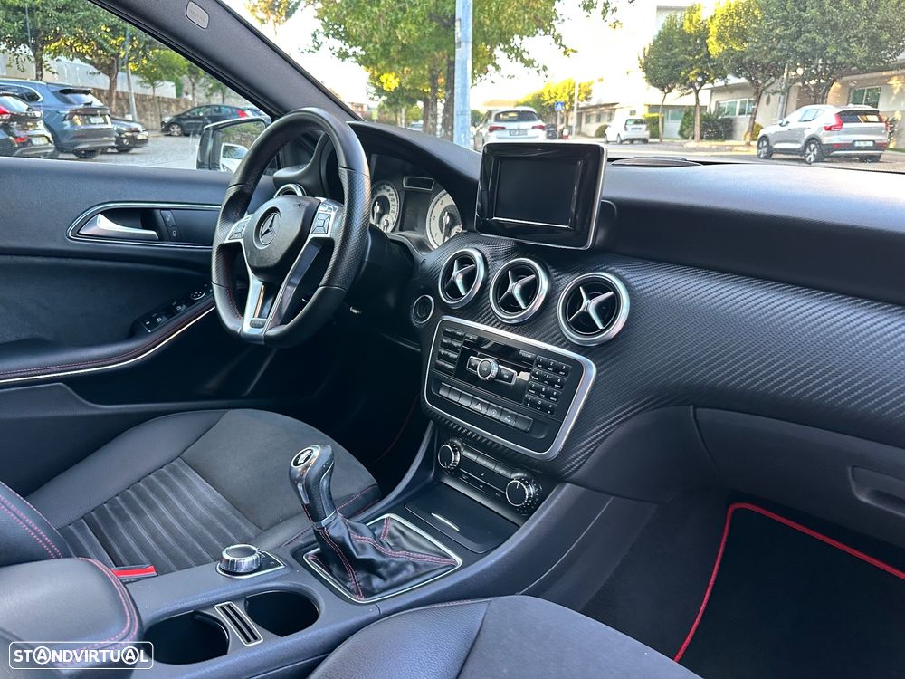 Mercedes-Benz A 180 d AMG Line - 60