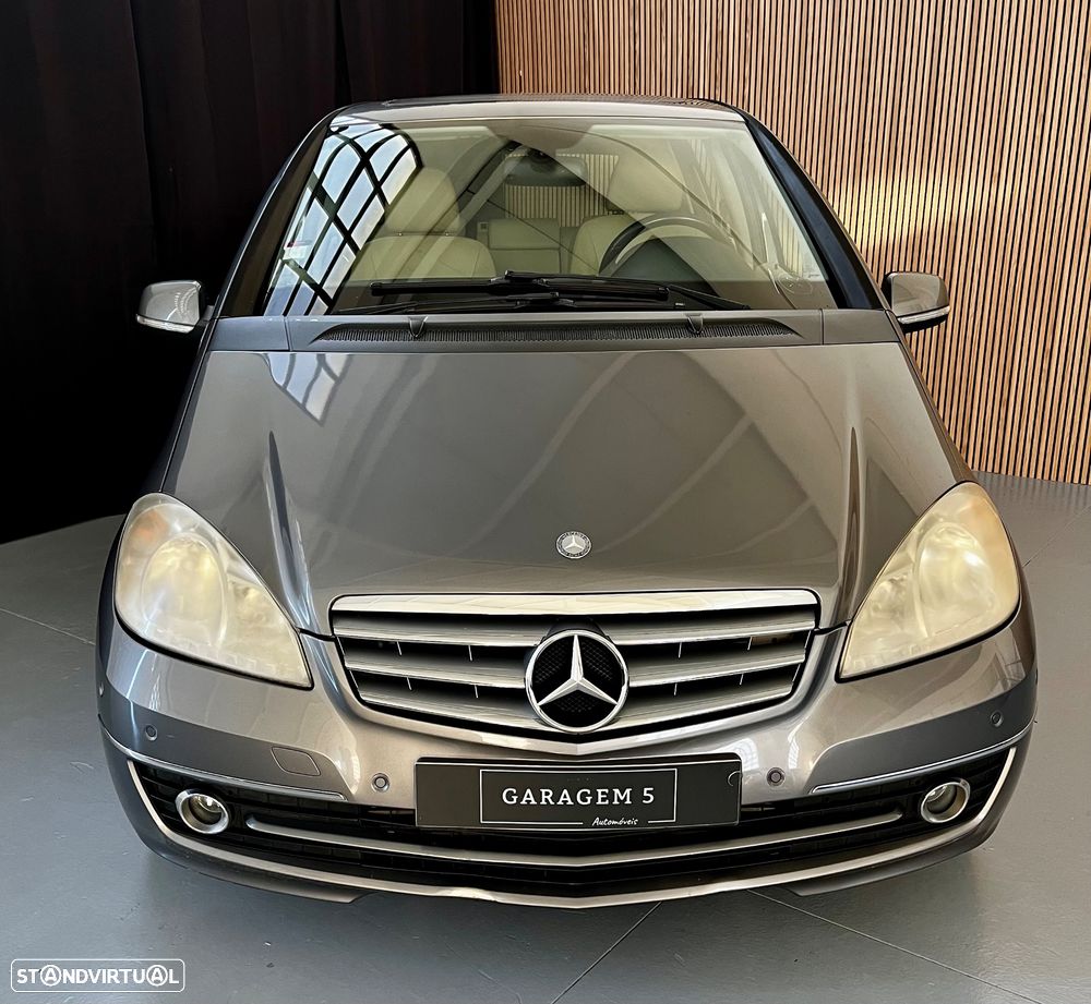 Mercedes-Benz A 180 CDi Elegance Automatic - 24