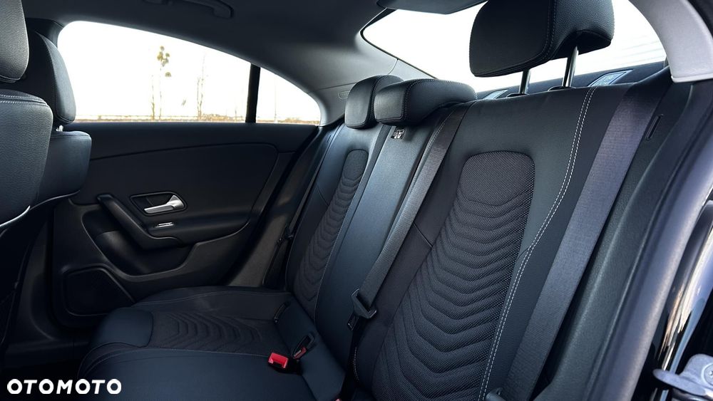 Mercedes-Benz CLA - 26