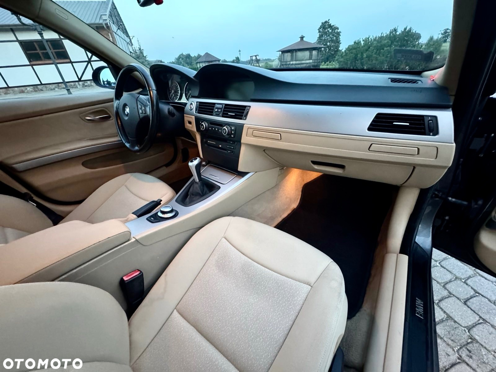 BMW Seria 3 320i - 6