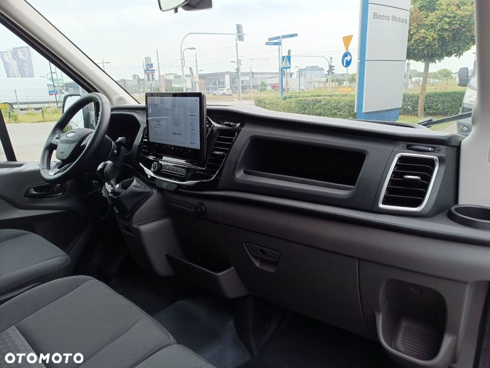 Ford Transit - 19