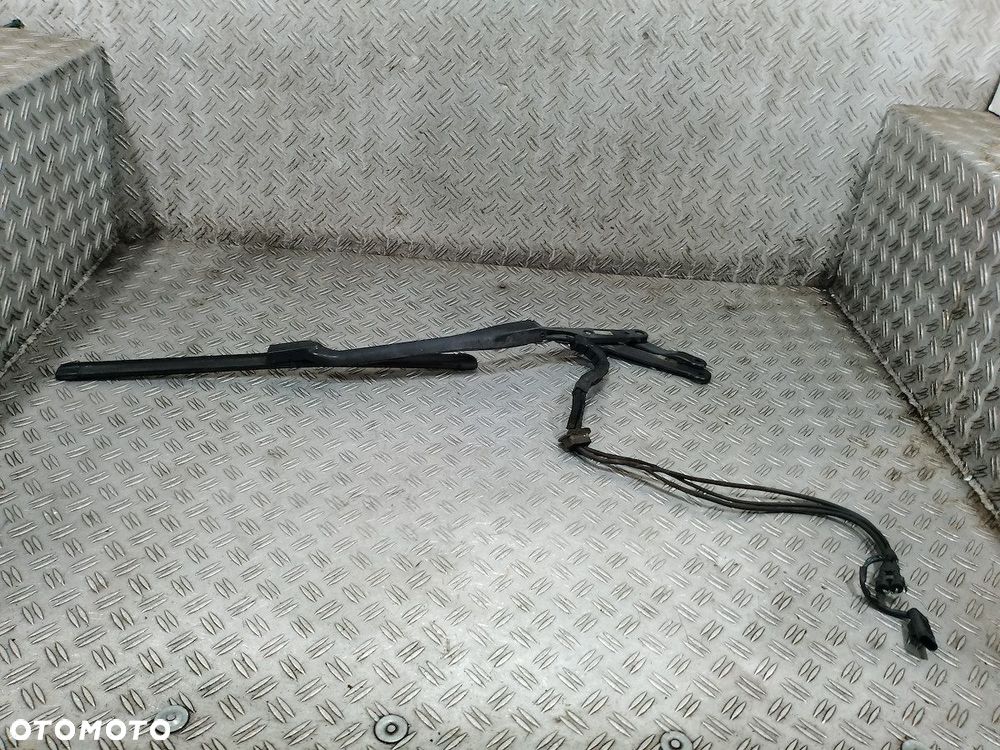 RAMIE WYCIERACZKI LEWE MAYBACH X222 A2228200640 - 1