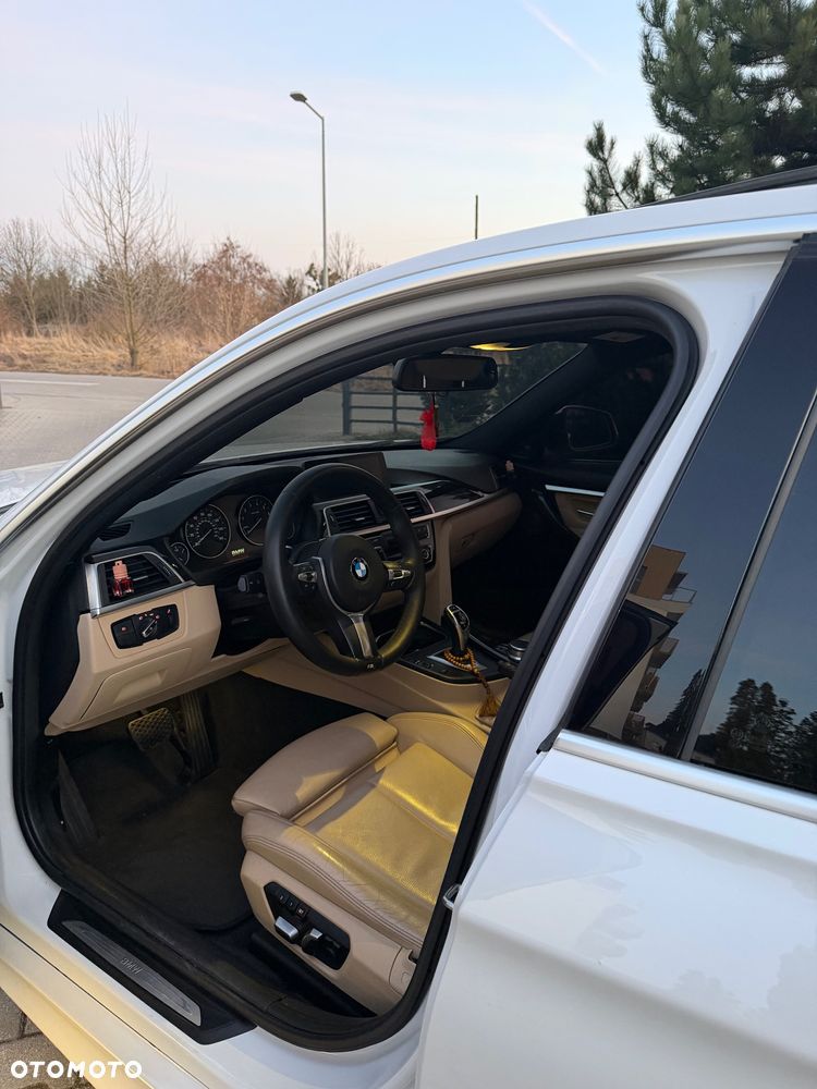 BMW Seria 3 340i M Sport Shadow - 28