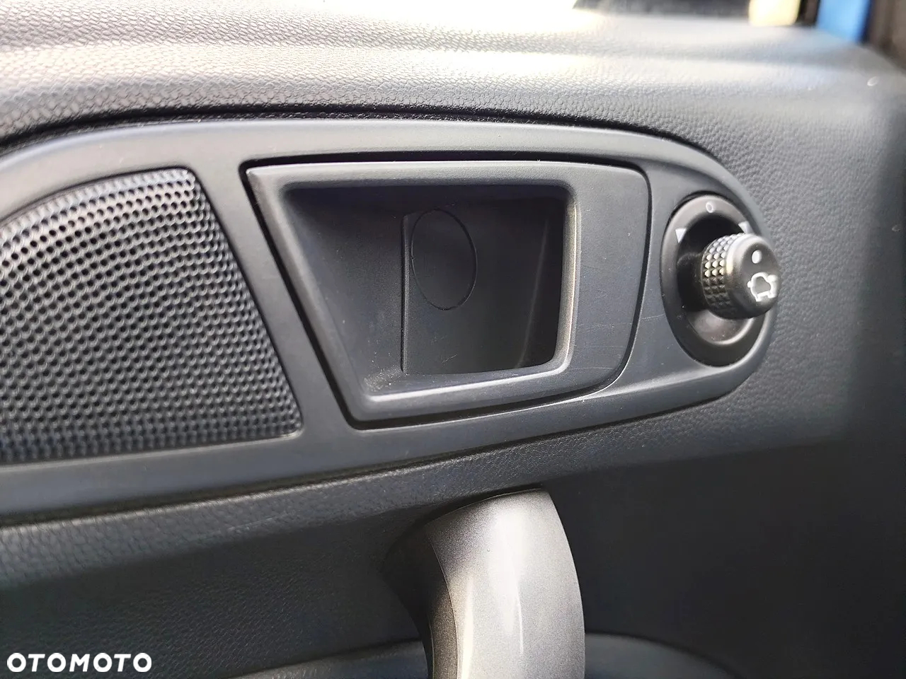 Ford Fiesta 1.25 Ambiente - 23