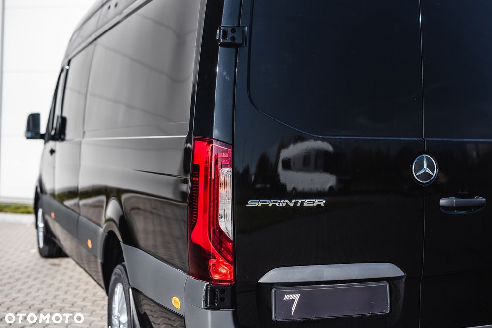 Mercedes-Benz Sprinter - 8
