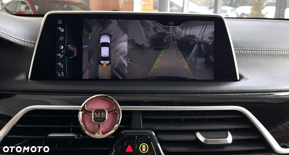 BMW Seria 7 740d xDrive - 17