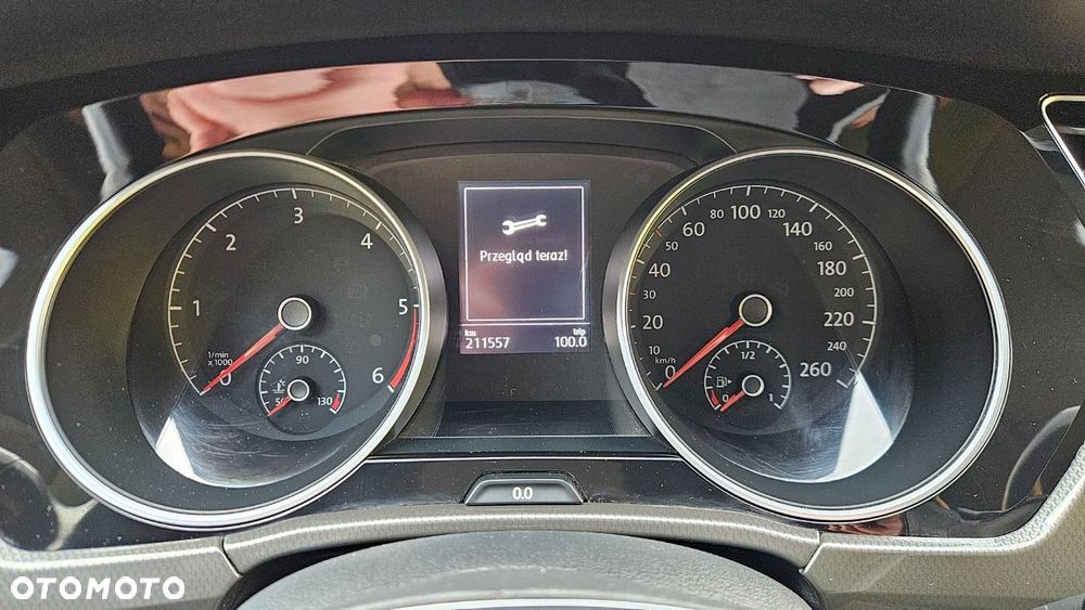 Volkswagen Touran 2.0 TDI SCR DSG IQ.DRIVE - 32