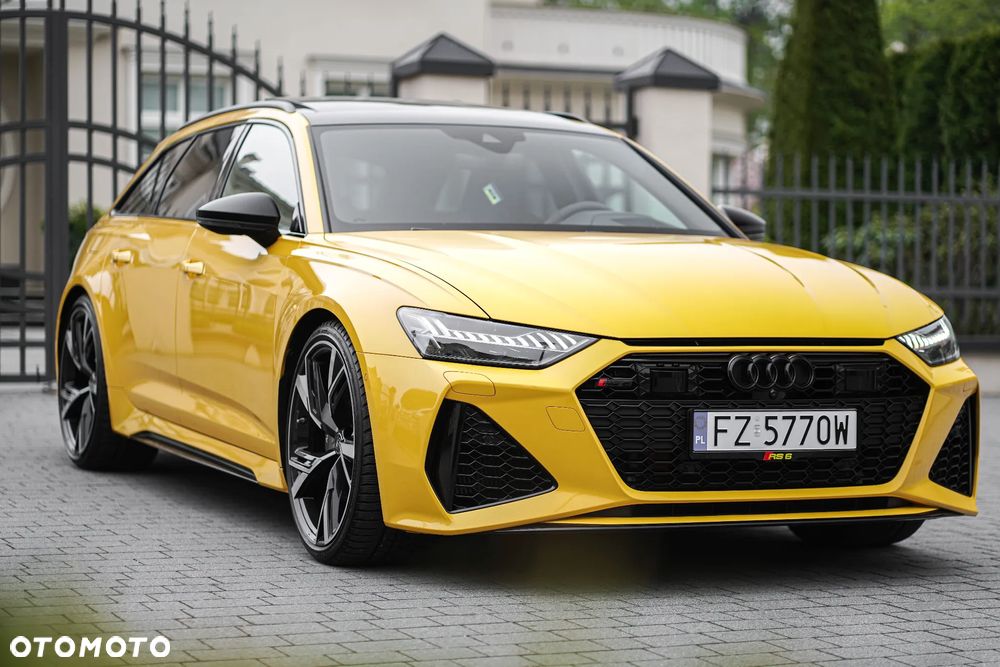 Audi RS6 Avant - 30